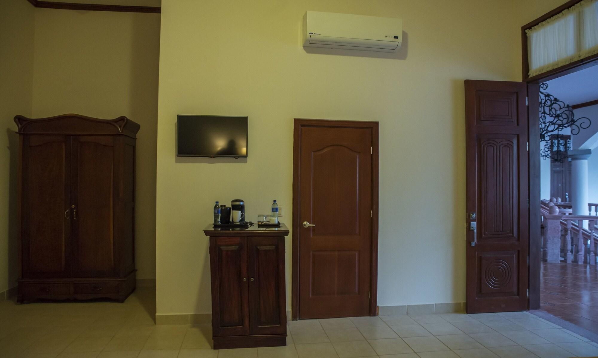 Hotel Real La Merced Granada Bagian luar foto